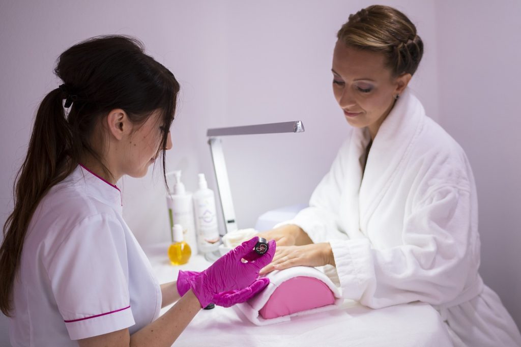 beautician, service, beauty salon-5529803.jpg